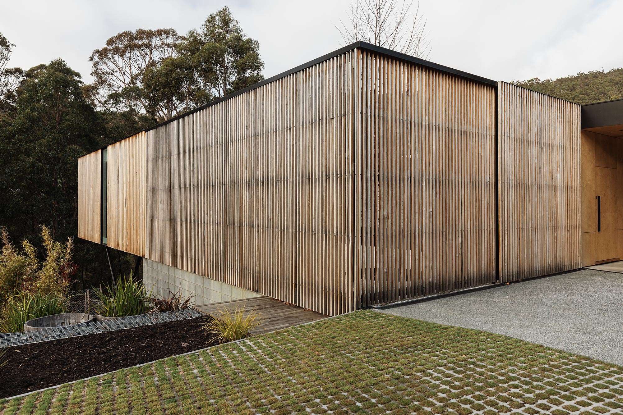 Adam Gibson — Photographer — Tasmanian architectural and lifestyle ...
